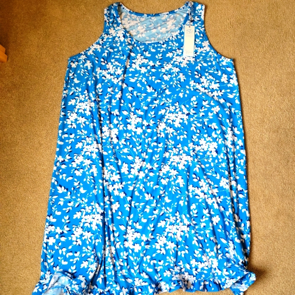 Draper James night gown